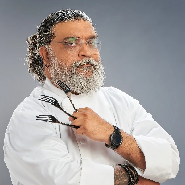 Chef Koushik Cook with Comali Judge