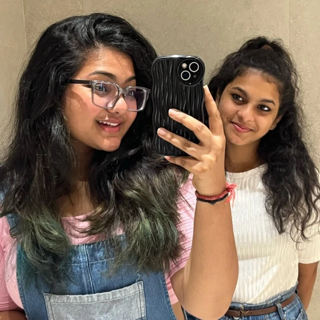 Soundarya Chilukuri Sister Family